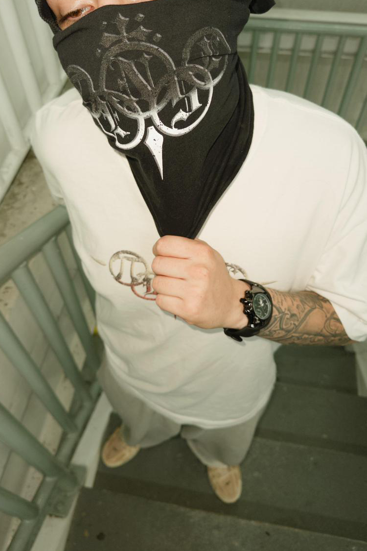 Look 15
